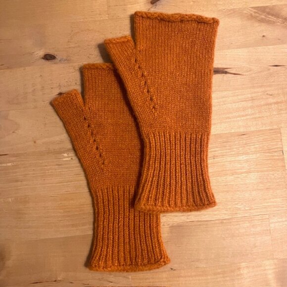 Fingerless Wool Gloves | Spice - New Never Worn - Picture 1 of 3